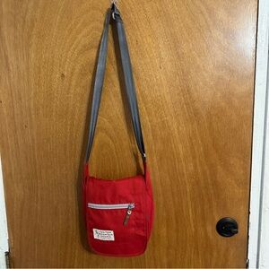 Vintage Eastern Mountain Sports Red Crossbody Shoulder Bag